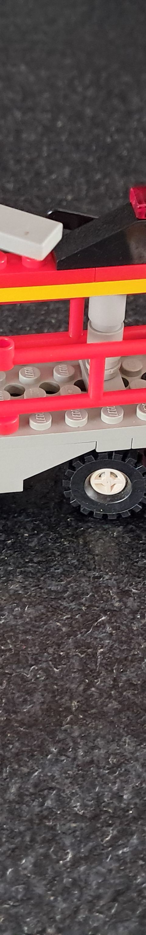 LEGO Town 6357 - Stunt 'Copter N' Truck
