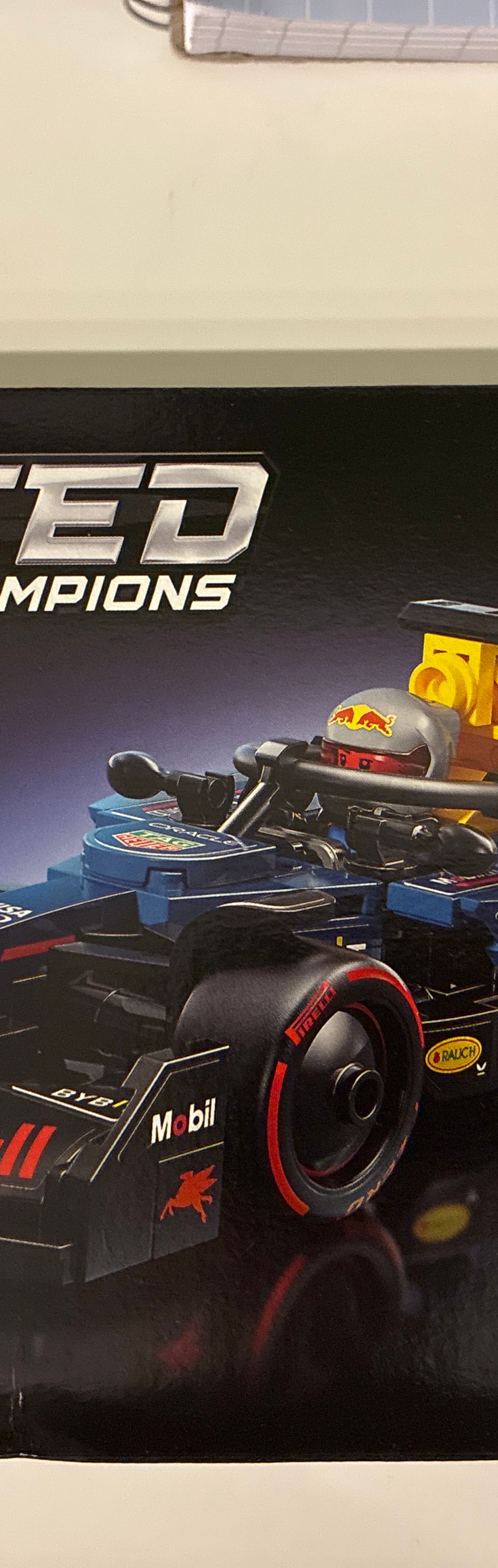 LEGO Speed Champions 77243 Oracle Red Bull Racing RB20 F1® — LEGO te koop op BrickVillage
