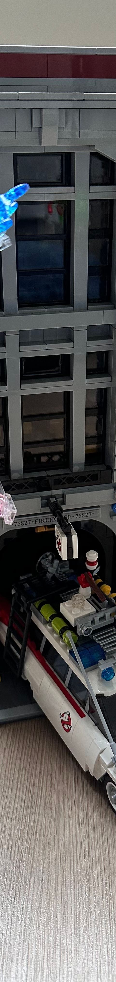 LEGO 75825 Ghostbusters Firehouse Headquarters 75827