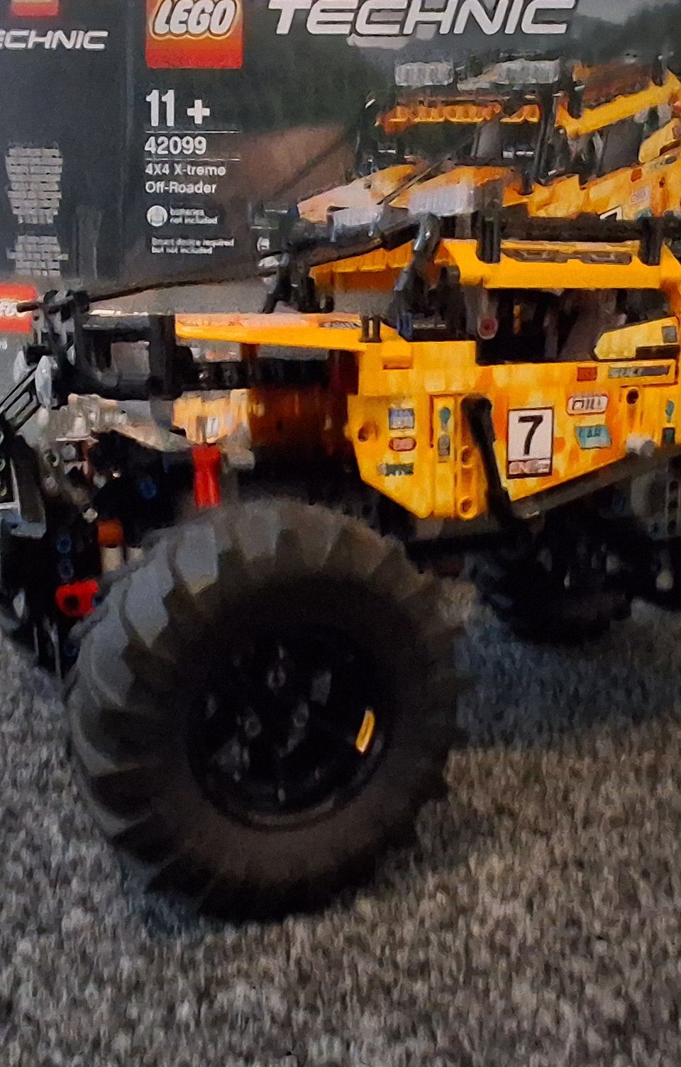 LEGO Technic 4X4 X-treme Off-Roader (42099) - Compleet met Doos & Boekje — LEGO te koop op BrickVillage